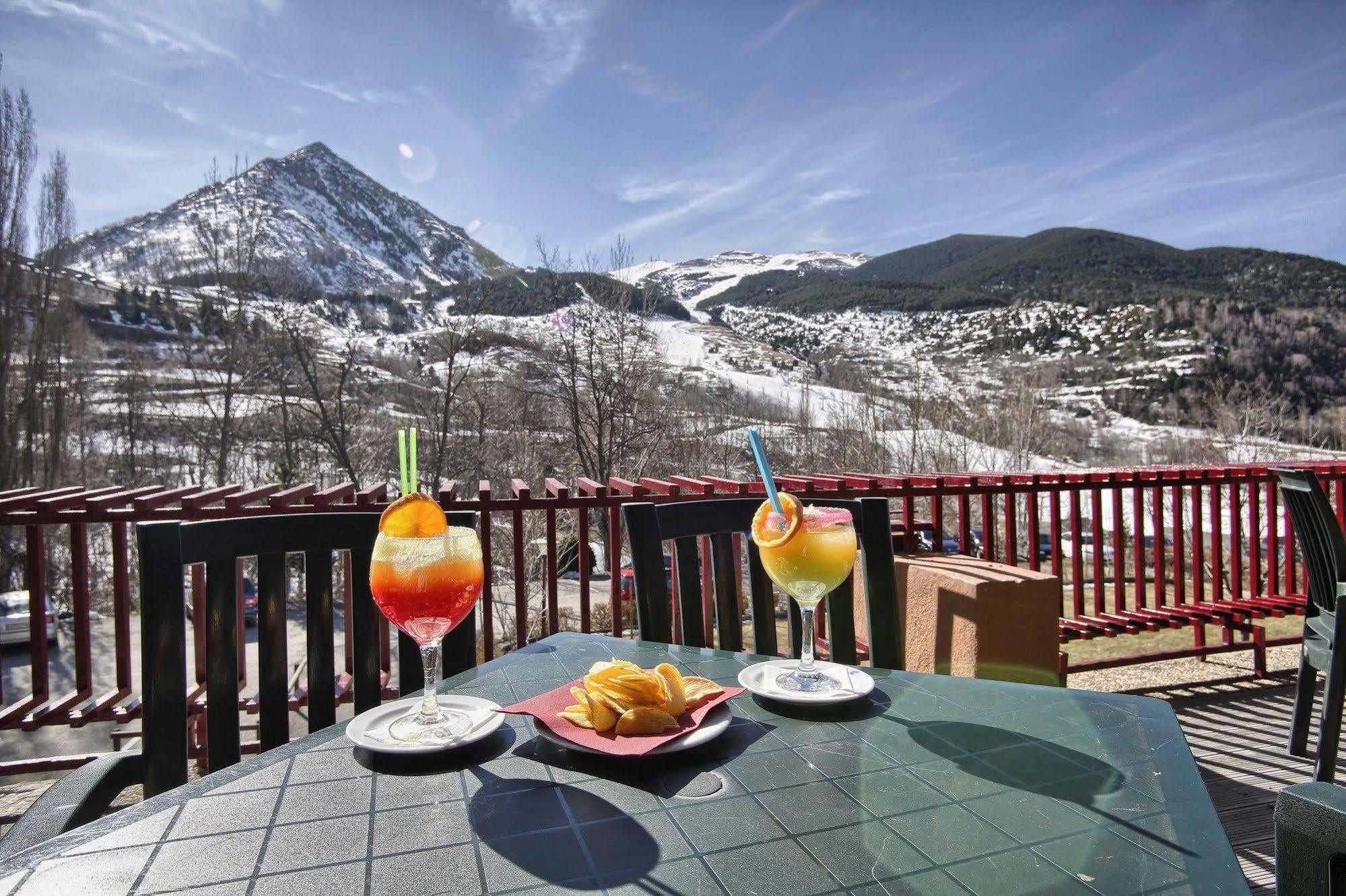 Evenia Monte Alba Hotel Cerler Exterior photo